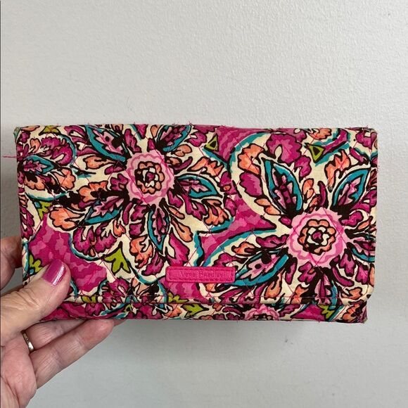 Vera Bradley Sunburst Floral Wallet/ Clutch - Picture 1 of 6